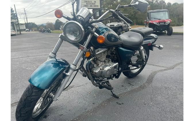 2000 Suzuki GZ250Y