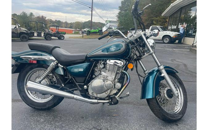 2000 Suzuki GZ250Y