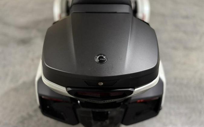 2026 Can-Am® Spyder RT Limited Platine