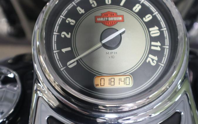 2016 Harley-Davidson Heritage Softail Classic (FLSTC)