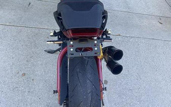 2024 Indian Motorcycle® FTR R Carbon Carbon Fiber