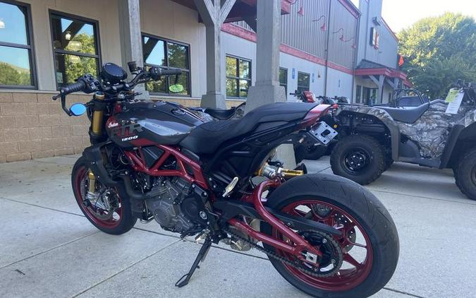 2024 Indian Motorcycle® FTR R Carbon Carbon Fiber