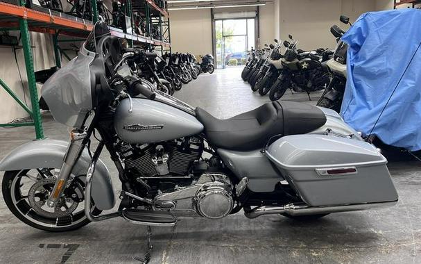 2023 Harley-Davidson® FLHX - Street Glide®