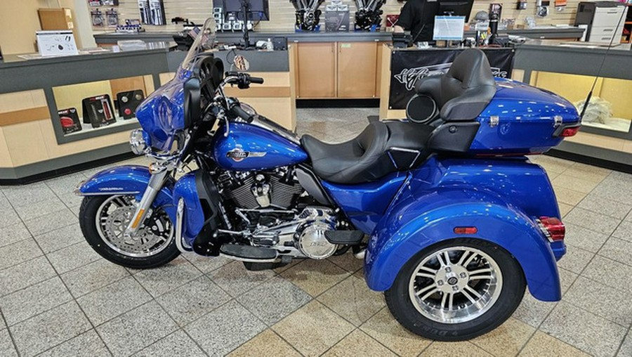 2024 Harley-Davidson Trike FLHTCUTG - Tri Glide Ultra