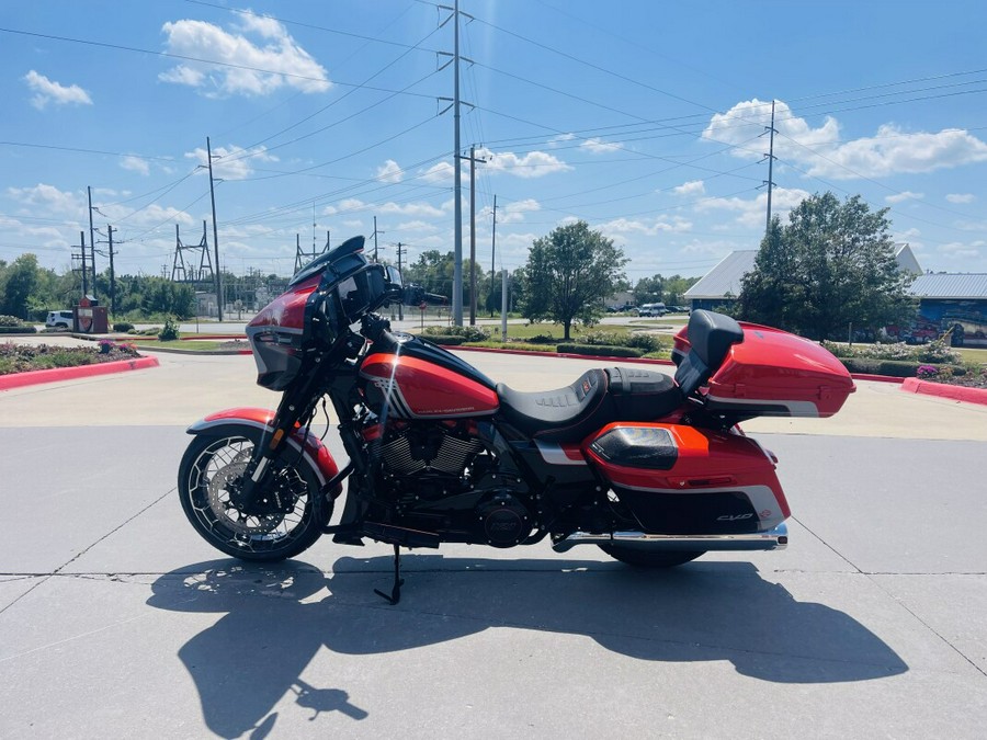 2024 Harley-Davidson CVO™ Street Glide® FLHXSE