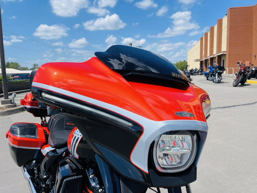 2024 Harley-Davidson CVO™ Street Glide® FLHXSE