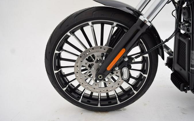 2025 Harley-Davidson Softail FXBR - Breakout