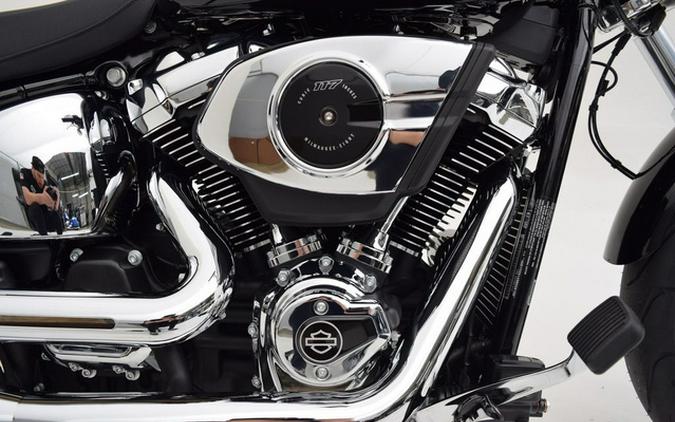 2025 Harley-Davidson Softail FXBR - Breakout