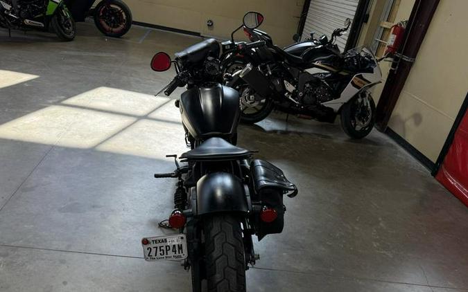 2019 Indian Motorcycle® Scout® Bobber ABS Thunder Black Smoke