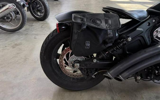 2019 Indian Motorcycle® Scout® Bobber ABS Thunder Black Smoke