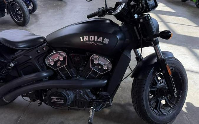 2019 Indian Motorcycle® Scout® Bobber ABS Thunder Black Smoke