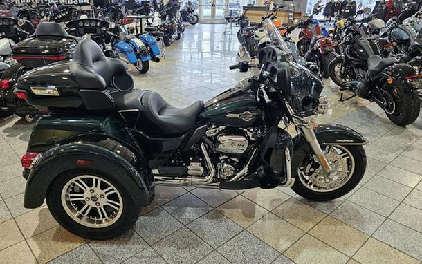 2024 Harley-Davidson Trike FLHTCUTG - Tri Glide Ultra