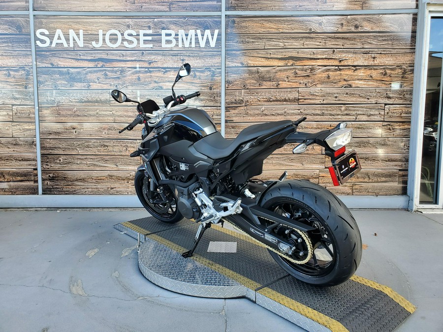 2024 BMW F 900 R