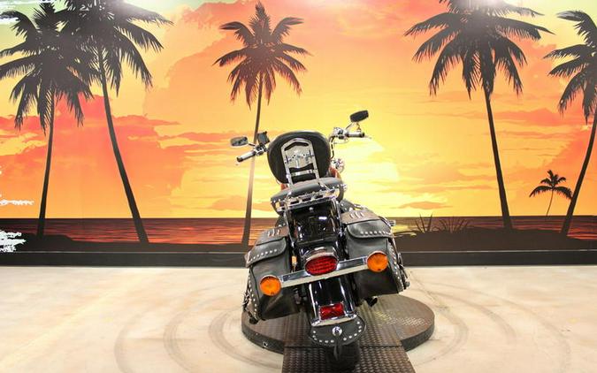 2002 Harley-Davidson® FLSTC - Heritage Softail® Classic