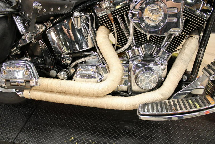 2002 Harley-Davidson® FLSTC - Heritage Softail® Classic