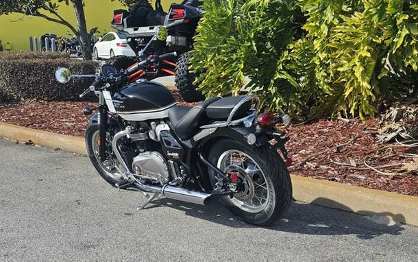 2026 Triumph Bonneville Speedmaster Sapphire Black