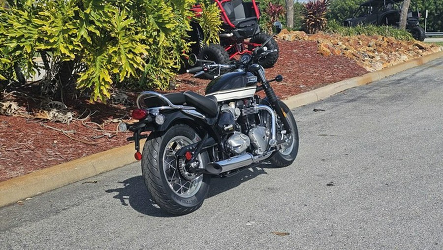 2026 Triumph Bonneville Speedmaster Sapphire Black