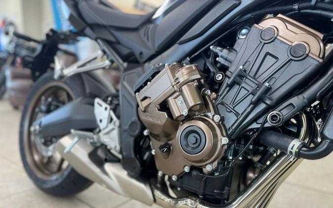 2026 Honda® CB650R E-Clutch