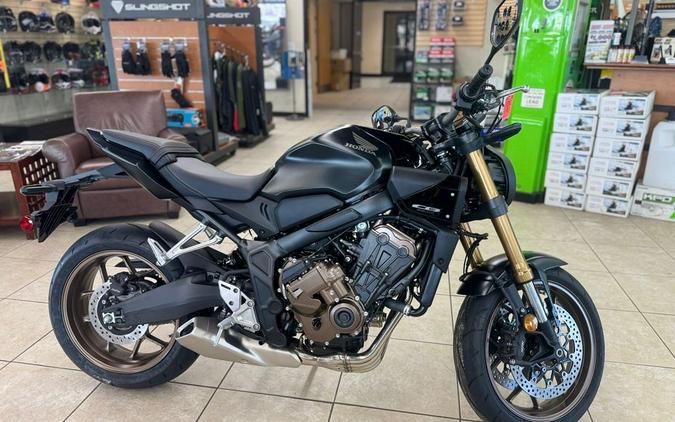 2026 Honda® CB650R E-Clutch