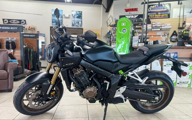 2026 Honda® CB650R E-Clutch