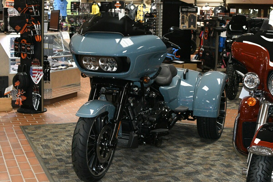 FLTRT 2024 Road Glide 3