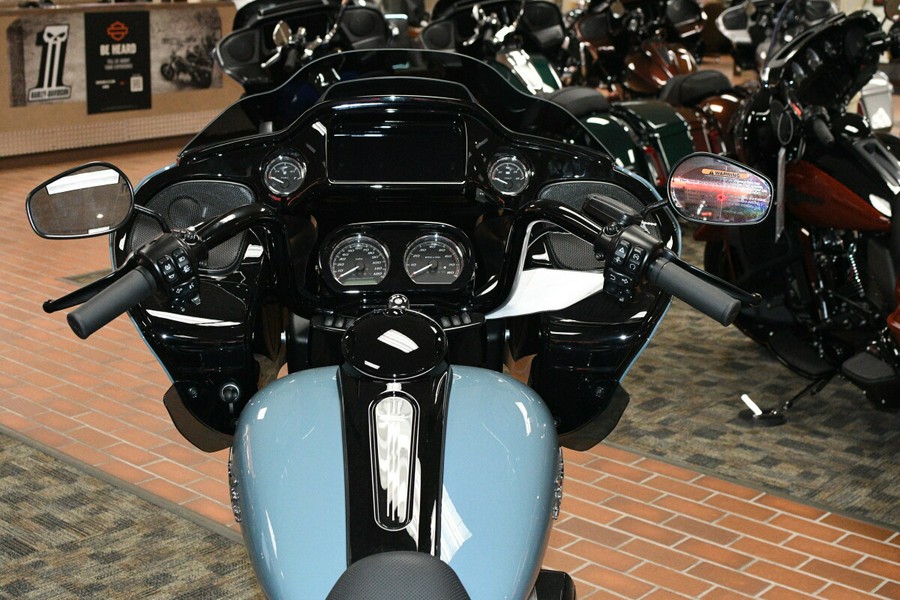 FLTRT 2024 Road Glide 3