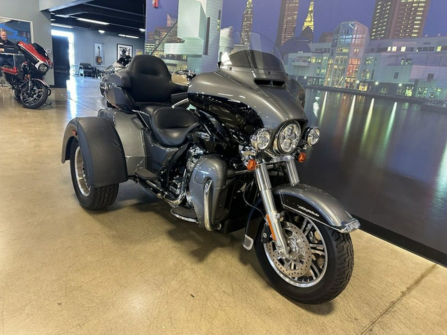 2021 Harley-Davidson Trike FLHTCUTG - Tri Glide Ultra