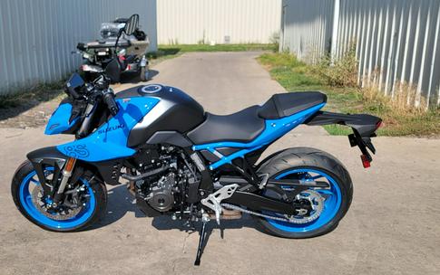 2023 Suzuki GSX 8S