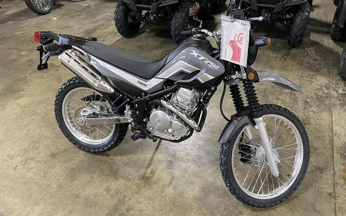 2025 Yamaha XT250