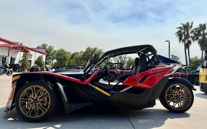 2022 Slingshot R LE MANUAL 49ST CRIMSON FORGE Signature LE