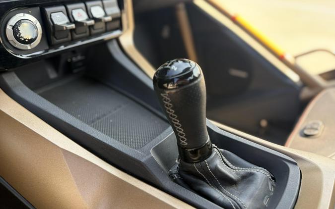 2022 Slingshot R LE MANUAL 49ST CRIMSON FORGE Signature LE