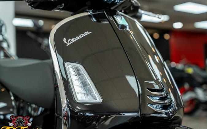 2027 Vespa GTS 310 Super