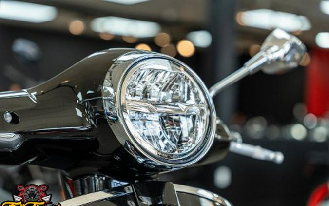 2027 Vespa GTS 310 Super
