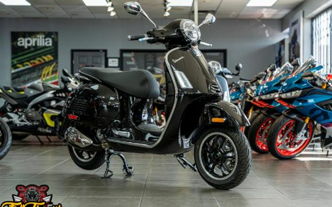 2027 Vespa GTS 310 Super
