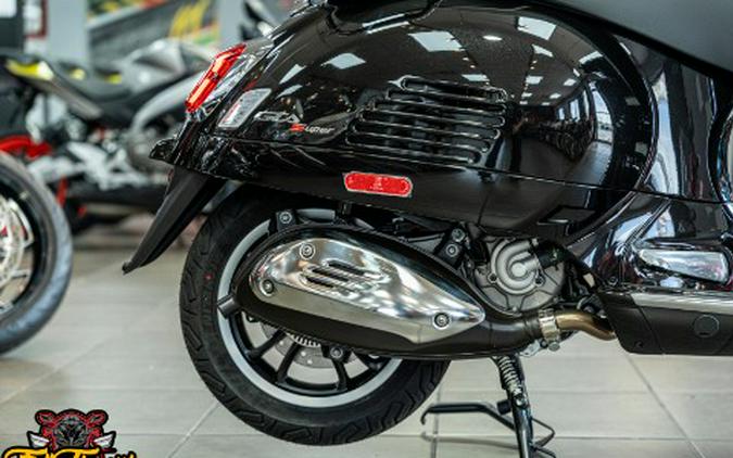 2027 Vespa GTS 310 Super