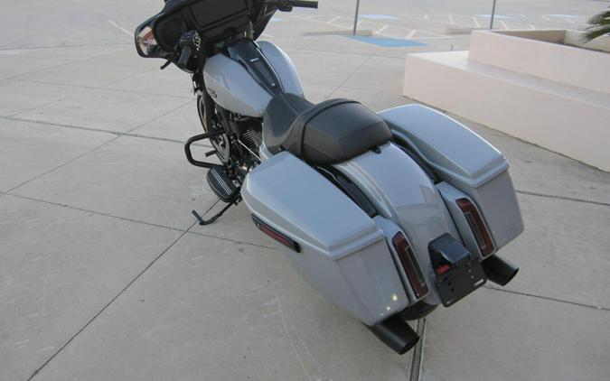 2025 Harley-Davidson Street Glide Billiard Gray