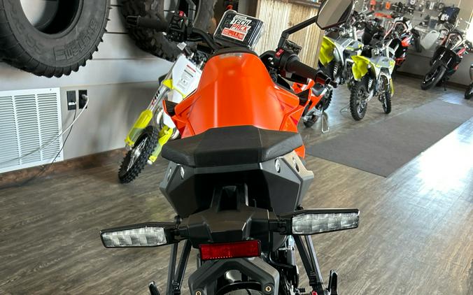 2024 KTM 990 Duke