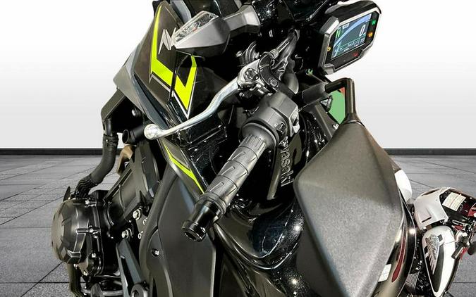 2024 Kawasaki Z900 ABS Metallic Spark Black/Metallic Matte Dark Gray