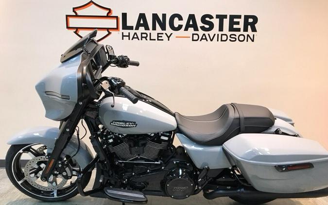 2025 Harley-Davidson Street Glide® Billiard Gray - Black Finish FLHX