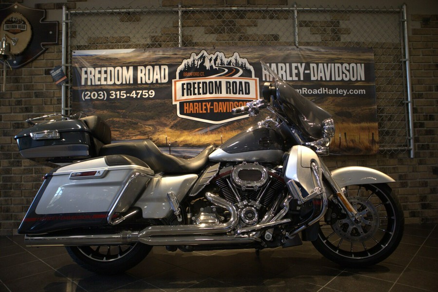 2019 Harley-Davidson CVO Street Glide