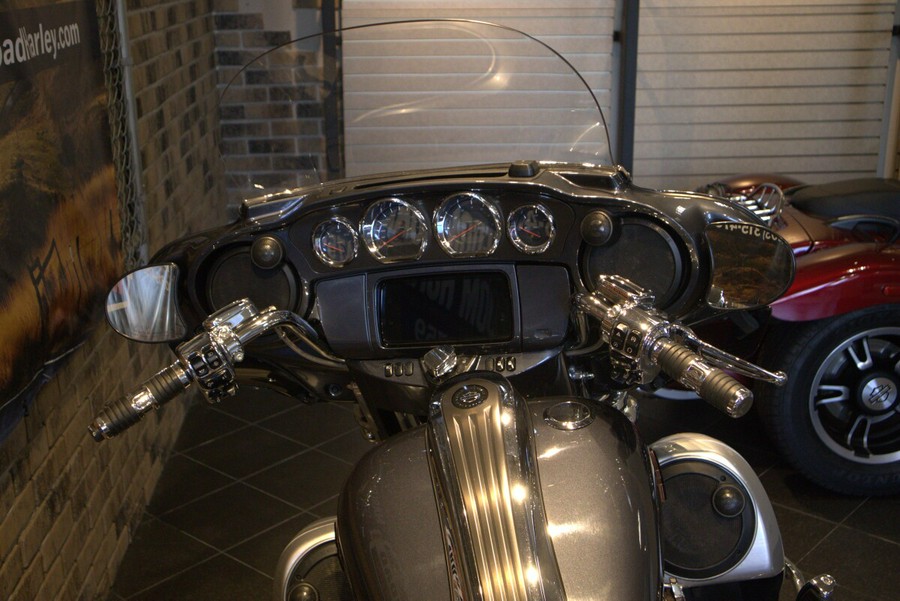 2019 Harley-Davidson CVO Street Glide