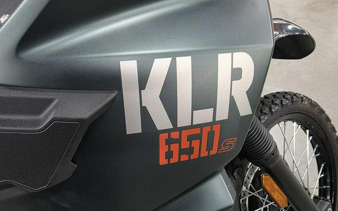 2025 Kawasaki KLR650 S Metallic Matte Old School Green ABS