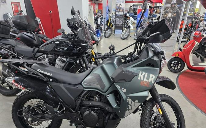 2025 Kawasaki KLR650 S Metallic Matte Old School Green ABS