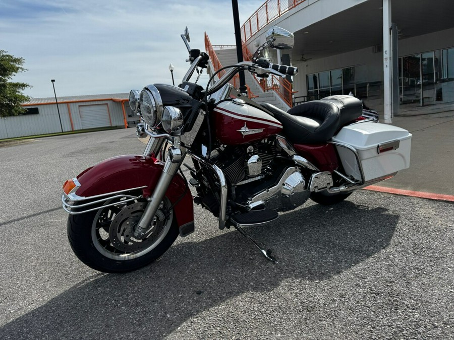 2005 Harley-Davidson® Road King® Police Birch White/Red