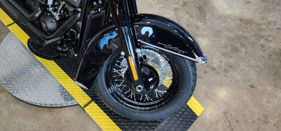 2024 Harley-Davidson® Heritage Classic FLHCS