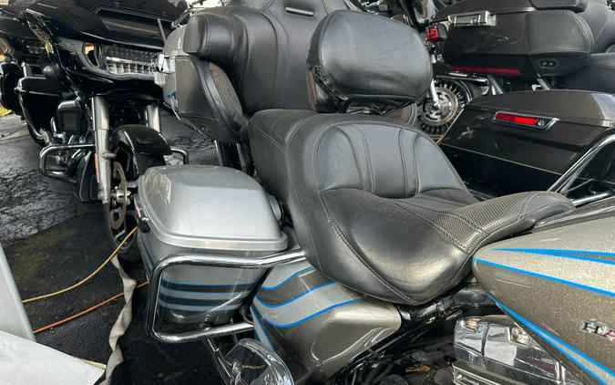 2016 Harley-Davidson CVO™ Road Glide™ Ultra