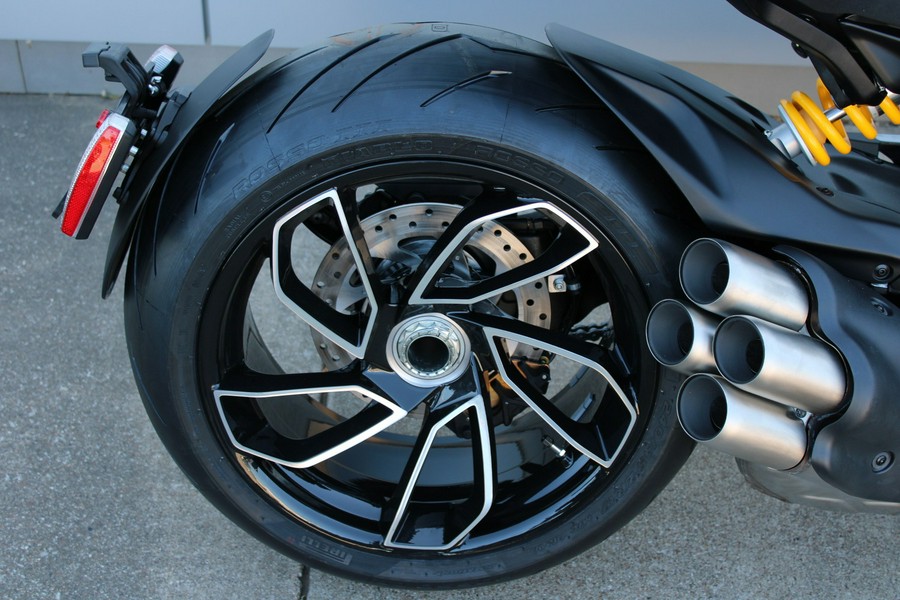 2026 Diavel V4 - Ducati