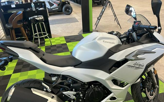 2024 Kawasaki Ninja 500 ABS