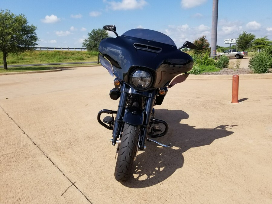 2022 Harley-Davidson® Street Glide® ST Vivid Black