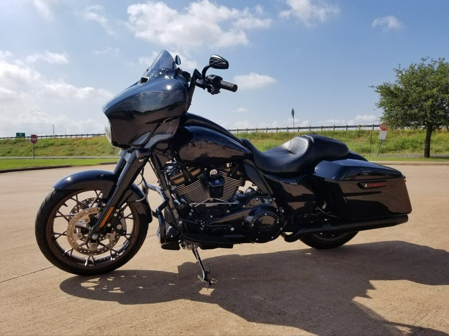 2022 Harley-Davidson® Street Glide® ST Vivid Black